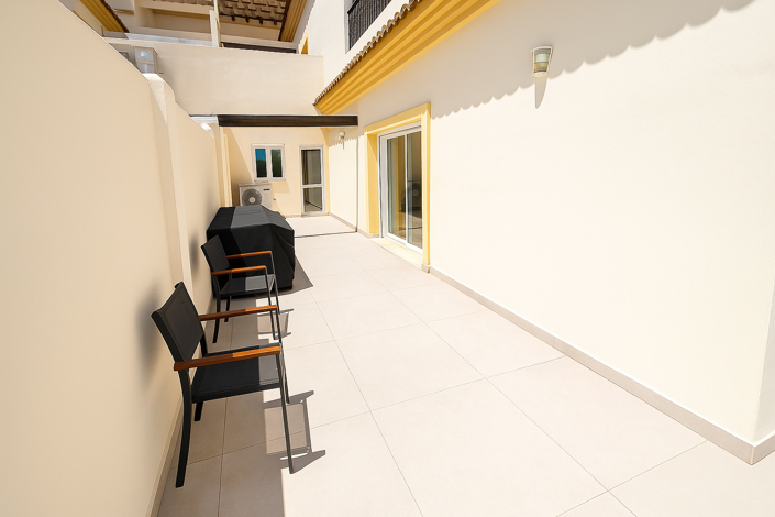 Image No.10-3 Bed Property for sale