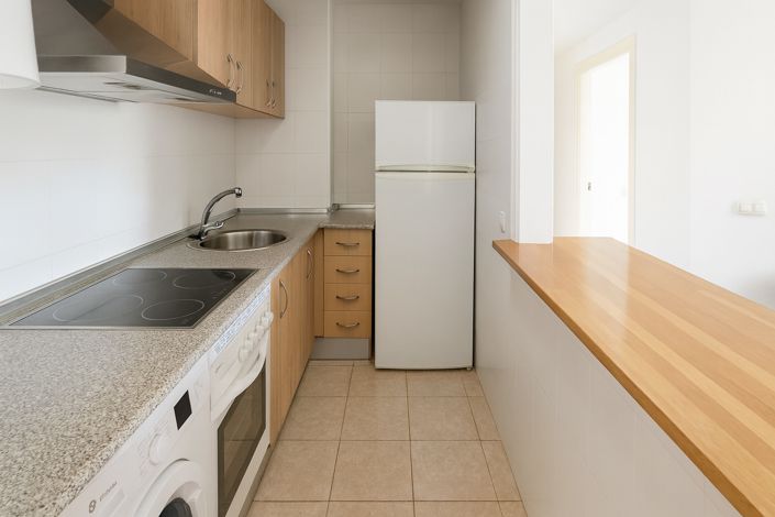 Image No.4-2 Bed Property for sale