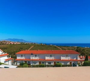 12-9d2414e6554ff283a7dbb3894364f2bd