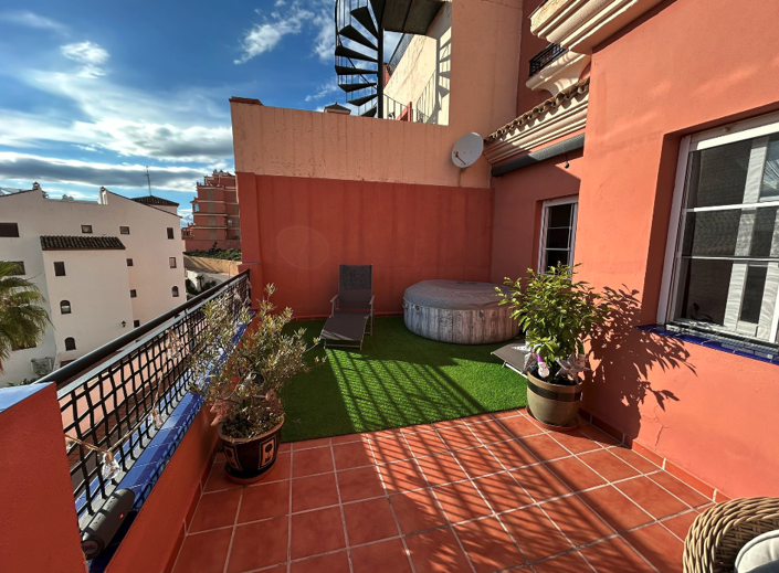 Image No.22-3 Bed Property for sale