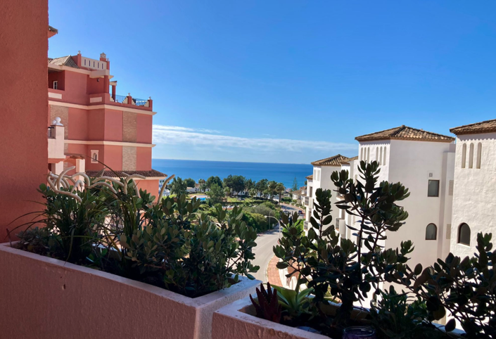 Image No.9-3 Bed Property for sale