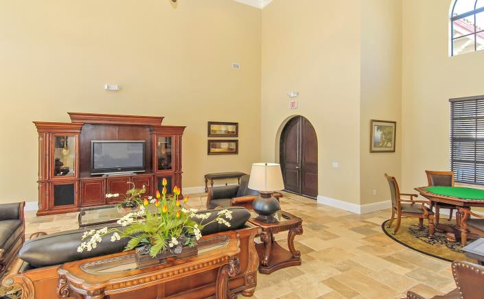 Image No.39-3 Bed Condo for sale