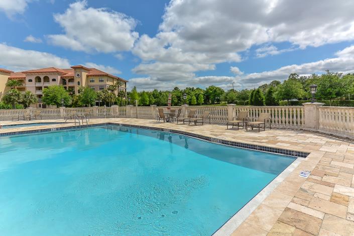 Image No.45-3 Bed Condo for sale