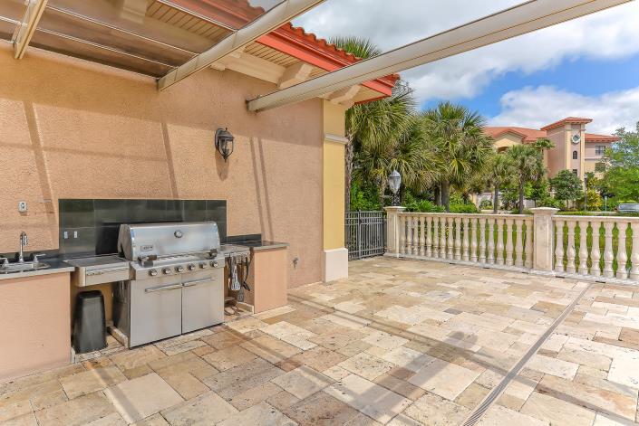 Image No.48-3 Bed Condo for sale