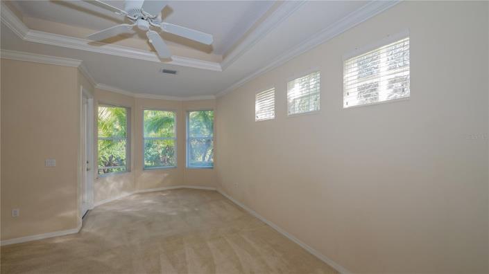 Image No.10-4 Bed House for sale