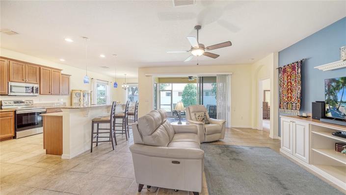 Image No.15-3 Bed House for sale