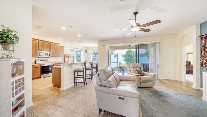 Image No.14-3 Bed House for sale