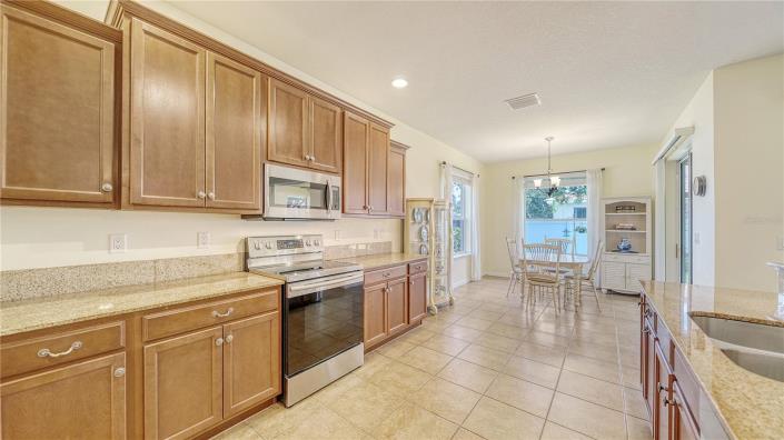 Image No.21-3 Bed House for sale