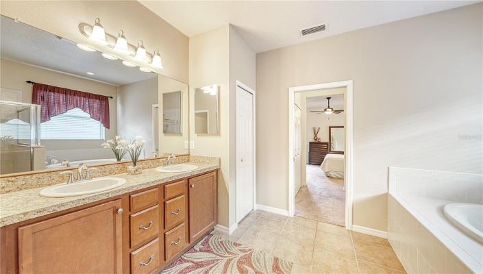 Image No.38-3 Bed House for sale