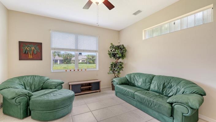 Image No.7-3 Bed House for sale