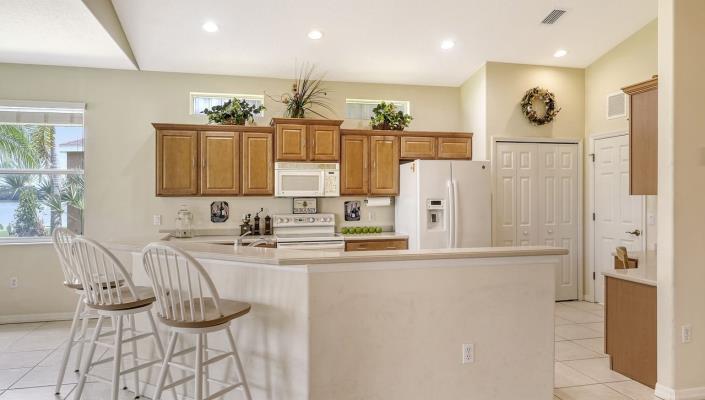 Image No.11-3 Bed House for sale