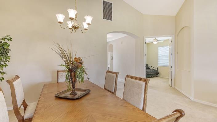 Image No.19-3 Bed House for sale