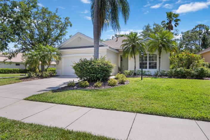 Image No.9-2 Bed House for sale