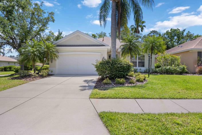 Image No.15-2 Bed House for sale