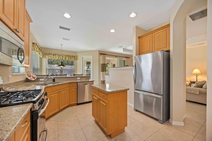 Image No.20-2 Bed House for sale