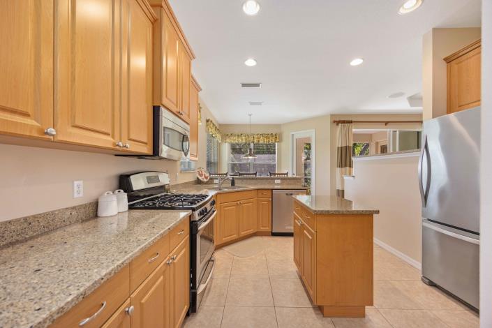 Image No.21-2 Bed House for sale