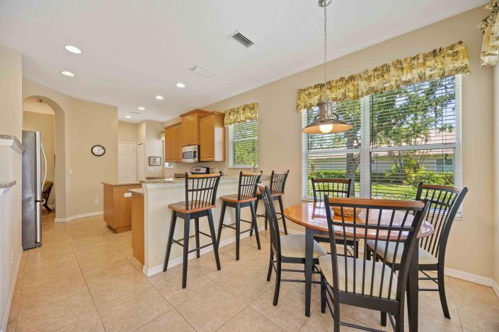 Image No.23-2 Bed House for sale