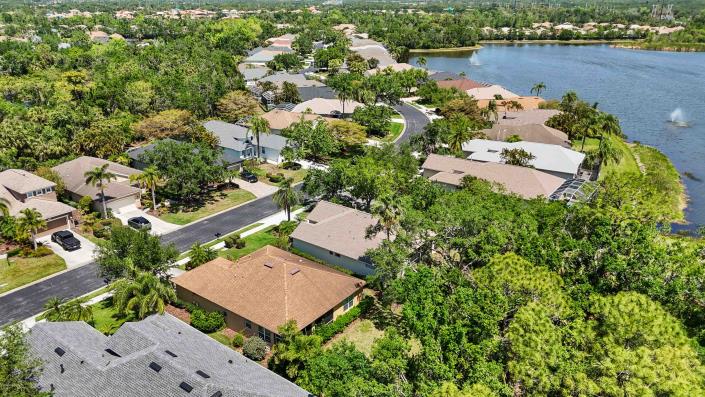 Image No.24-2 Bed House for sale