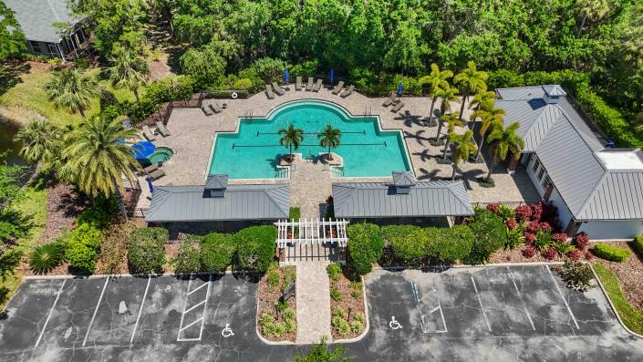 Image No.26-2 Bed House for sale