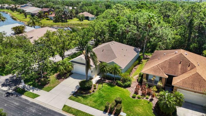 Image No.30-2 Bed House for sale