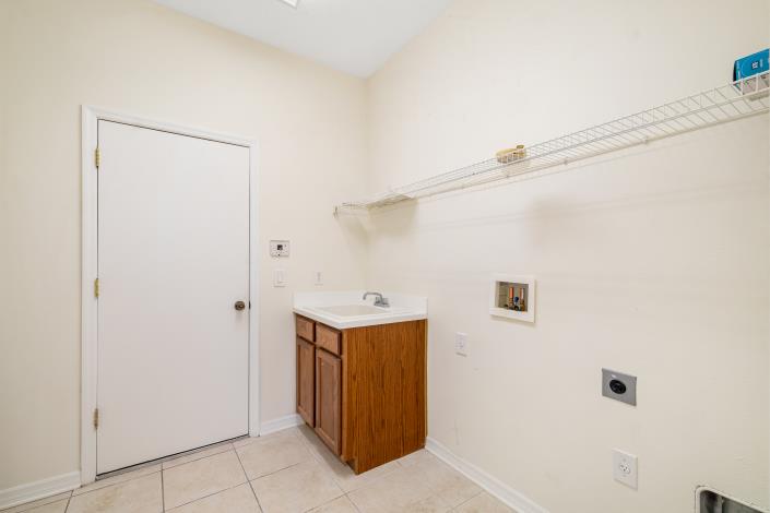 Image No.49-4 Bed House for sale