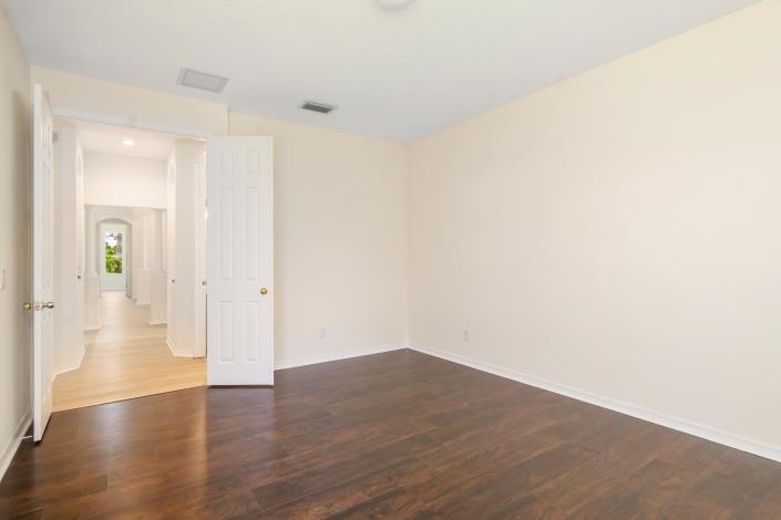 Image No.53-4 Bed House for sale