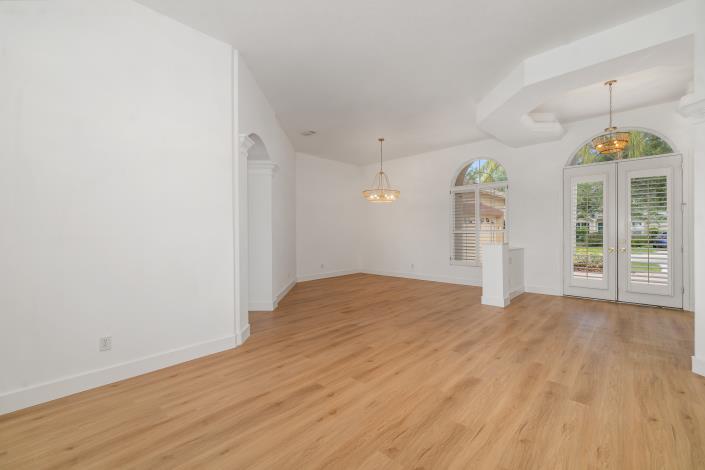 Image No.33-4 Bed House for sale