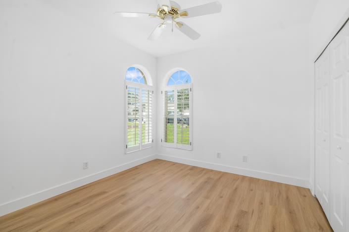 Image No.61-4 Bed House for sale