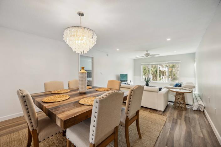 Image No.8-2 Bed Condo for sale