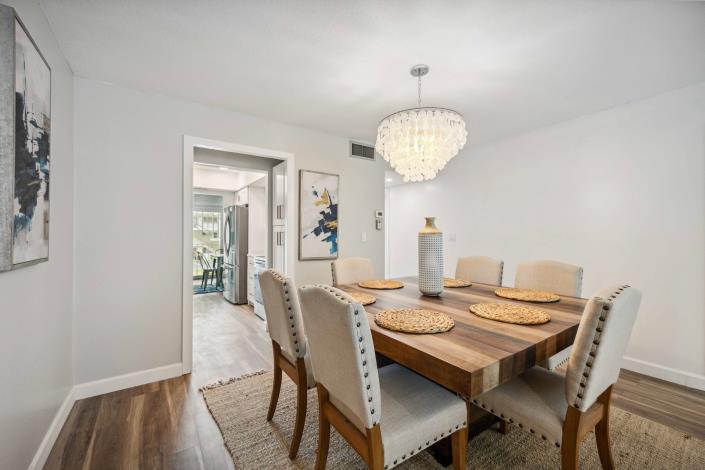 Image No.9-2 Bed Condo for sale