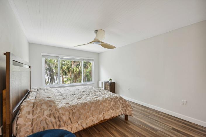 Image No.27-2 Bed Condo for sale