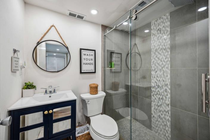 Image No.32-2 Bed Condo for sale