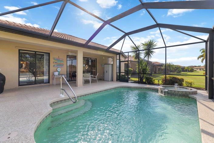 Image No.45-3 Bed House for sale