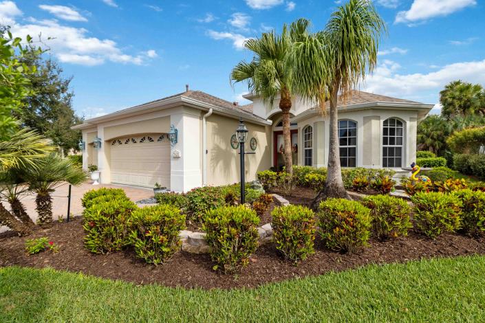 Image No.3-3 Bed House for sale