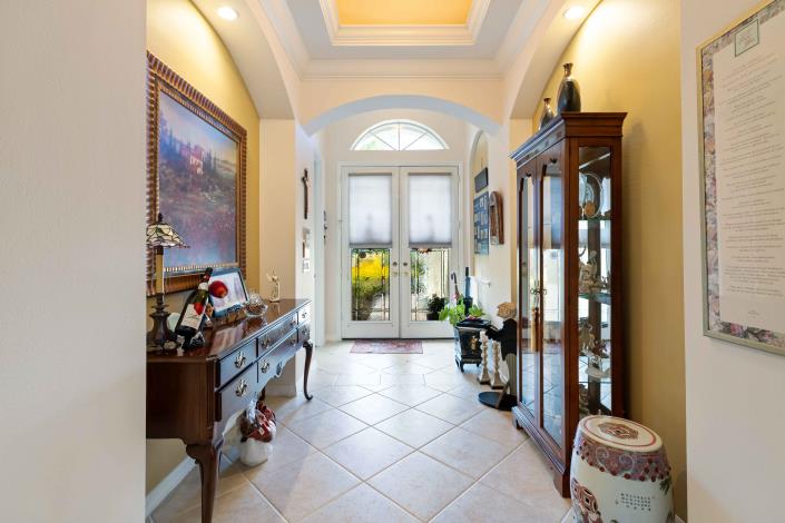 Image No.6-3 Bed House for sale