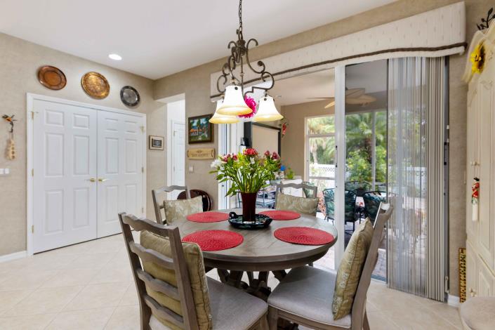 Image No.24-3 Bed House for sale