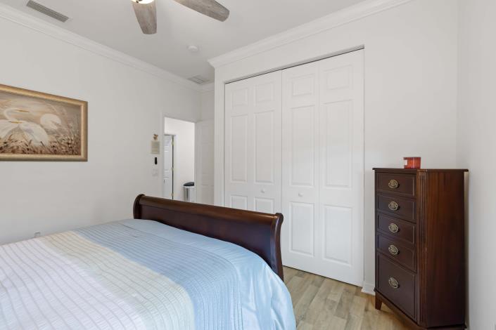 Image No.28-3 Bed House for sale