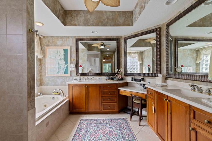 Image No.36-3 Bed House for sale