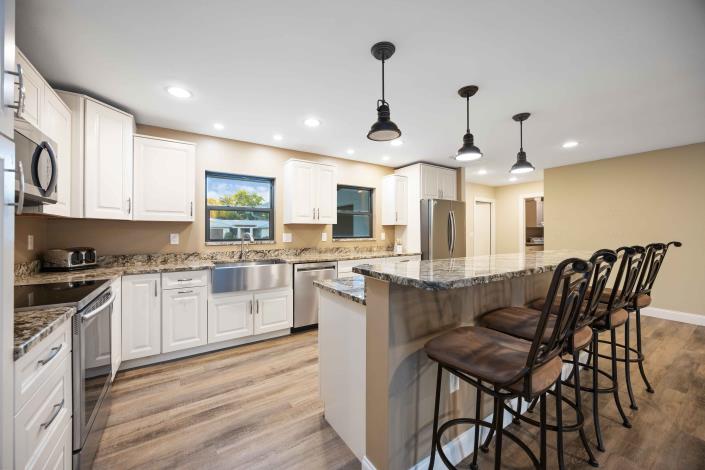 Image No.20-3 Bed House for sale