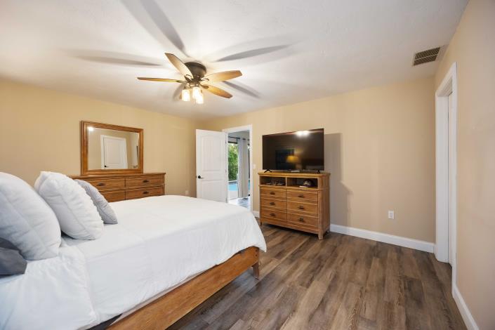 Image No.26-3 Bed House for sale