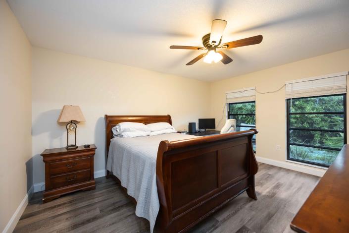 Image No.29-3 Bed House for sale