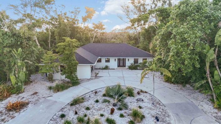 Image No.39-3 Bed House for sale