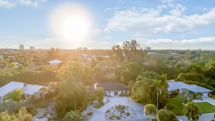 Image No.52-3 Bed House for sale