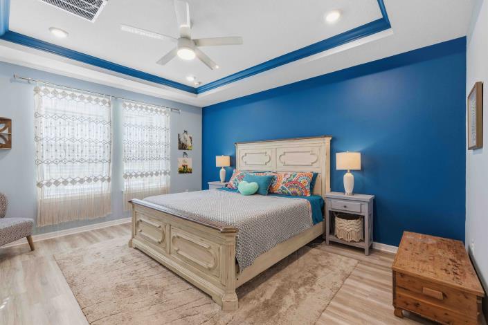 Image No.17-4 Bed House for sale