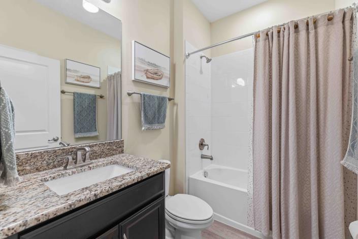 Image No.23-4 Bed House for sale