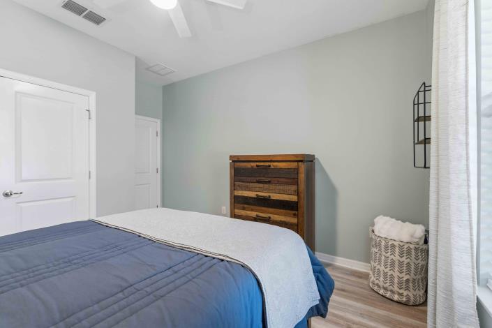 Image No.25-4 Bed House for sale