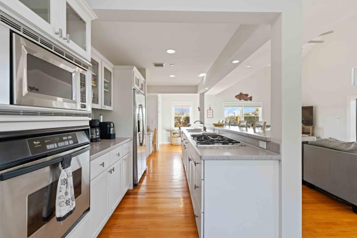 Image No.11-3 Bed House for sale