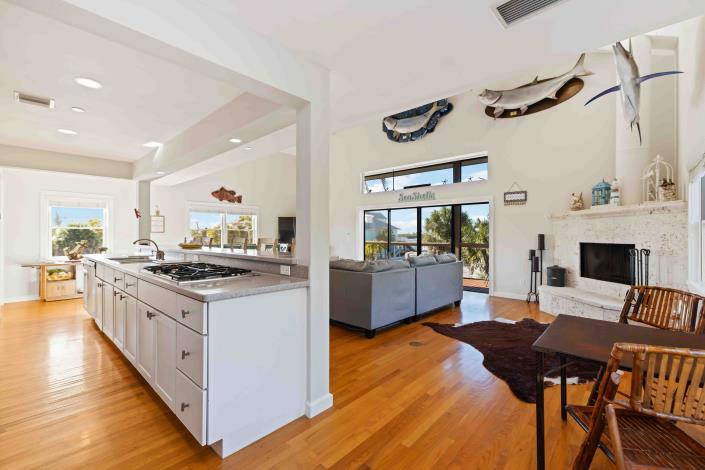 Image No.13-3 Bed House for sale