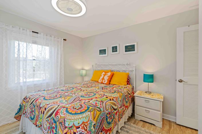 Image No.21-3 Bed House for sale