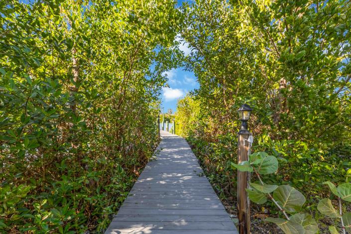 Image No.38-3 Bed House for sale